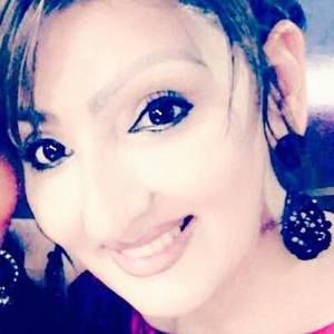 Meet your Posher, Farah